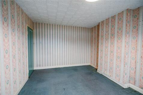 Bedroom 1 (2)