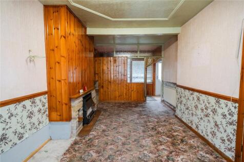 Living Room (2)