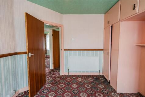 Bedroom 1 (2)