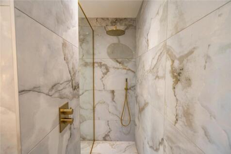 En-Suite (2)
