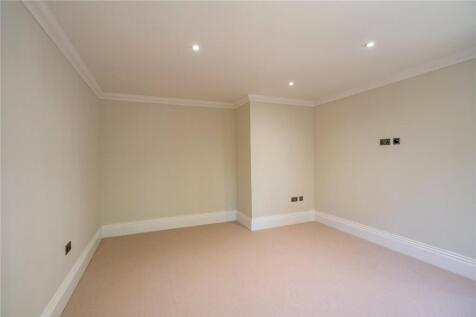 Bedroom 2 (2)