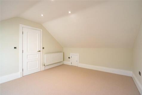 Bedroom 5 (2)