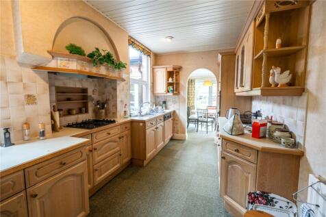 Kitchen (2)