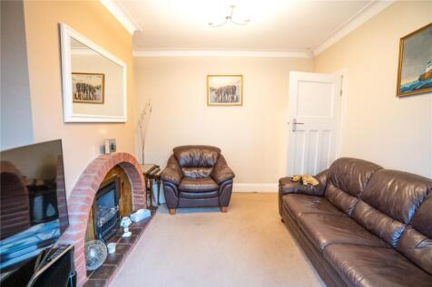 Living Room (2)