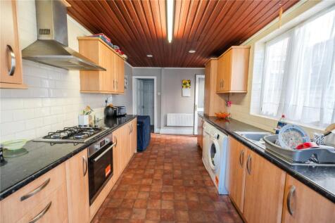 Kitchen (2)
