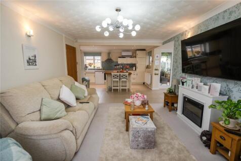 Living Area (2)