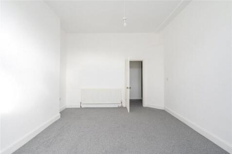 Living Room (2)