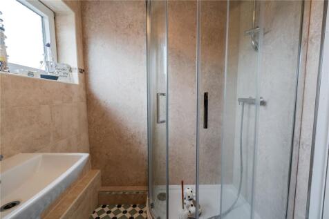 Shower Room (2)