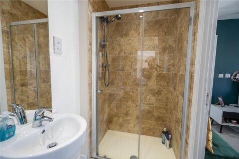 En-Suite (2)