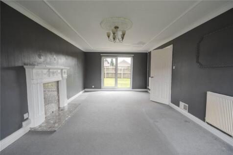 Living Room (2)