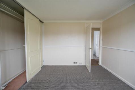 Bedroom 1 (2)