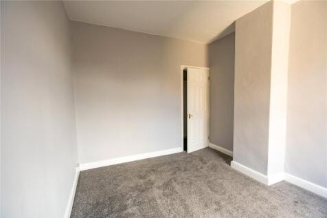 Bedroom 2 (2)