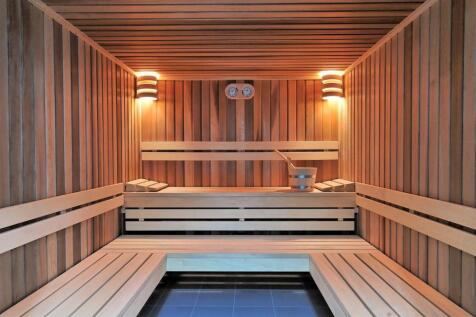 Sauna &amp; Steamroo