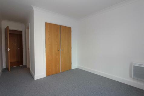 Bed 1.JPG