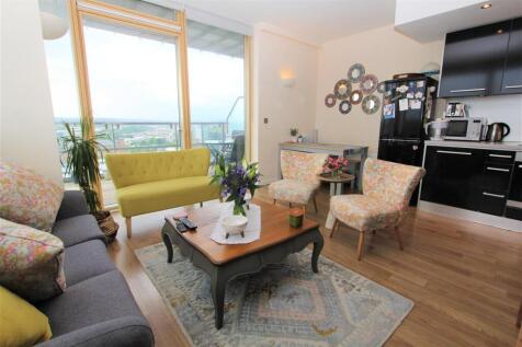 Living room 2.jpg