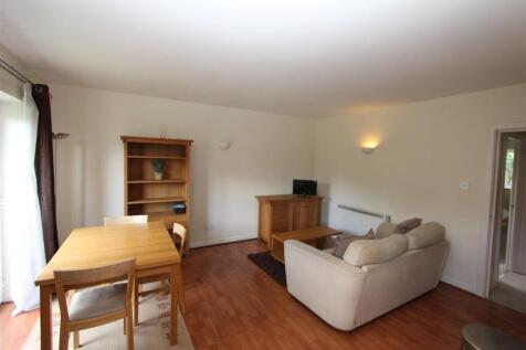 Living Room.JPG