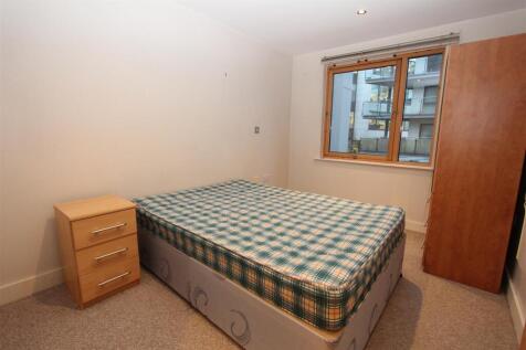 Bedroom.JPG