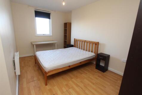 Bed1.JPG