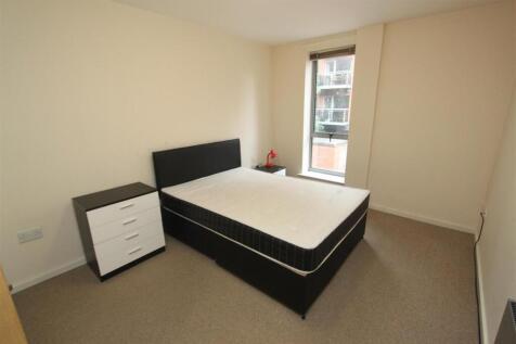 bedroom.JPG