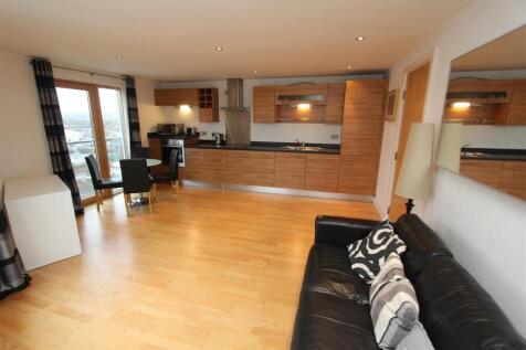 Living room1.JPG