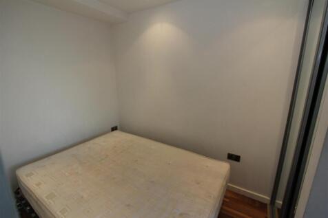 Bedroom.JPG