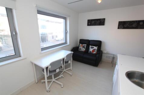 livingarea1.JPG