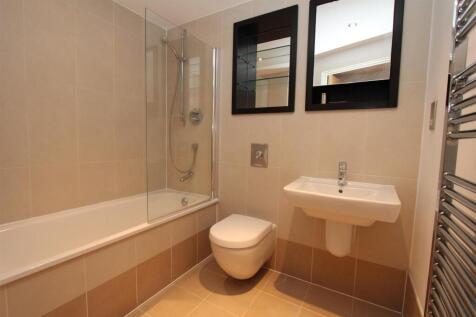 Bathroom2.jpg