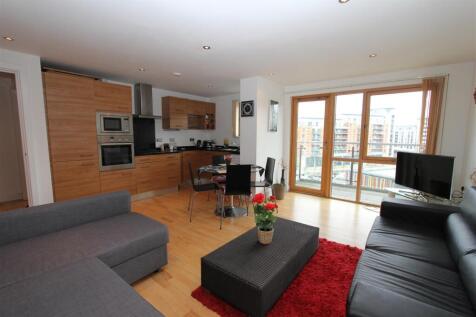 Living Room-kitchen.JPG