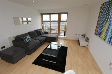 Living Room 3.JPG