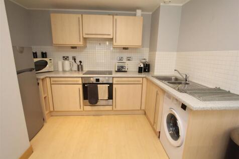 Kitchen.JPG