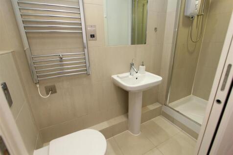 Shower Room.JPG