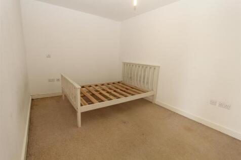 Bedroom.JPG