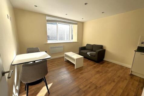 Living Room.jpeg