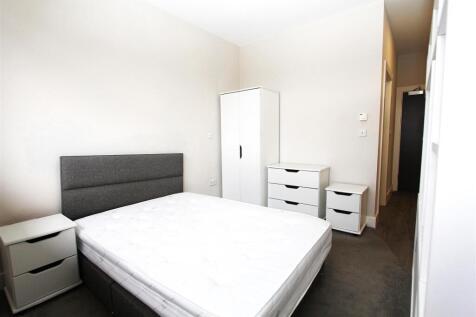 Bedroom 2.JPG