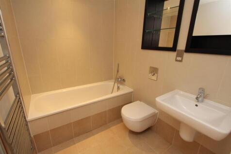 Bathroom.JPG