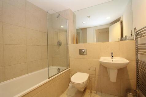 Bathroom.JPG