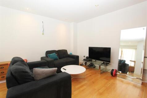 Living Room.JPG