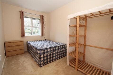 Bedroom.JPG