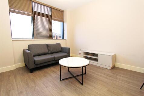 Living Room 2 .JPG