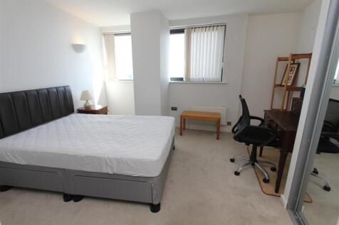 Bed2.JPG
