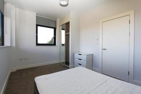 Bedroom 2.3.JPG