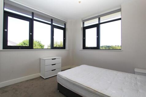 Bedroom.JPG