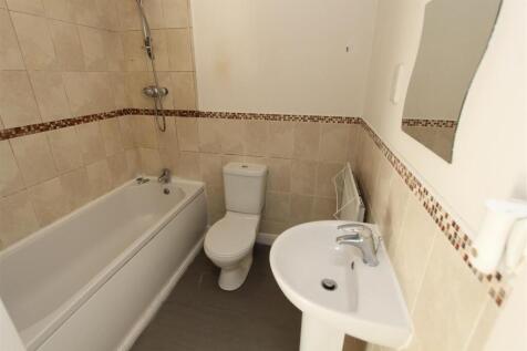 Bathroom.JPG