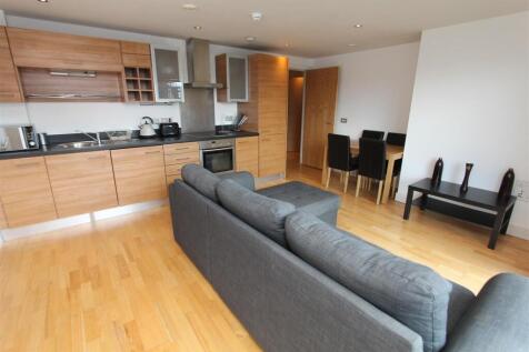 Living Room 3.JPG