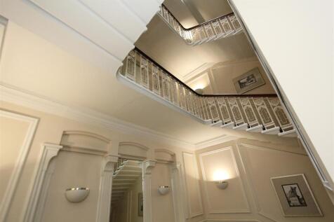 hall1.JPG