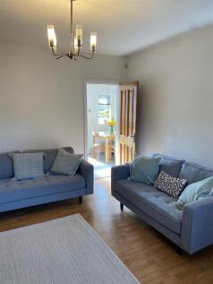 Lounge 2.jpg