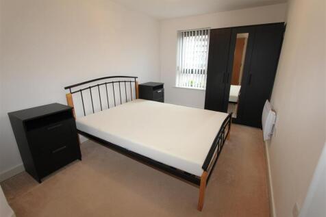 bedroom1.JPG