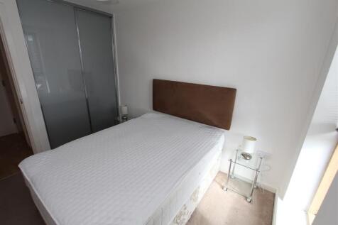 Bed 1.JPG