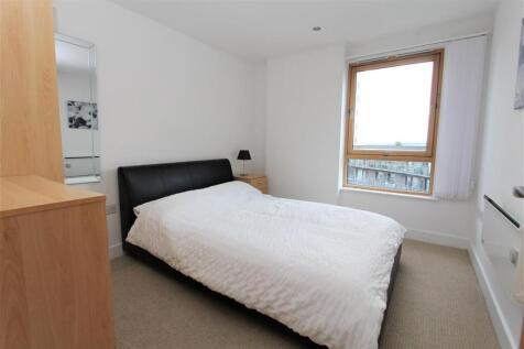 Bedroom 2.jpg