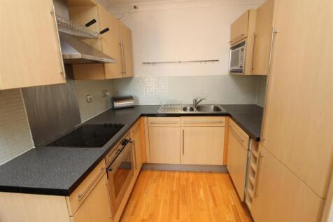 Kitchen.JPG